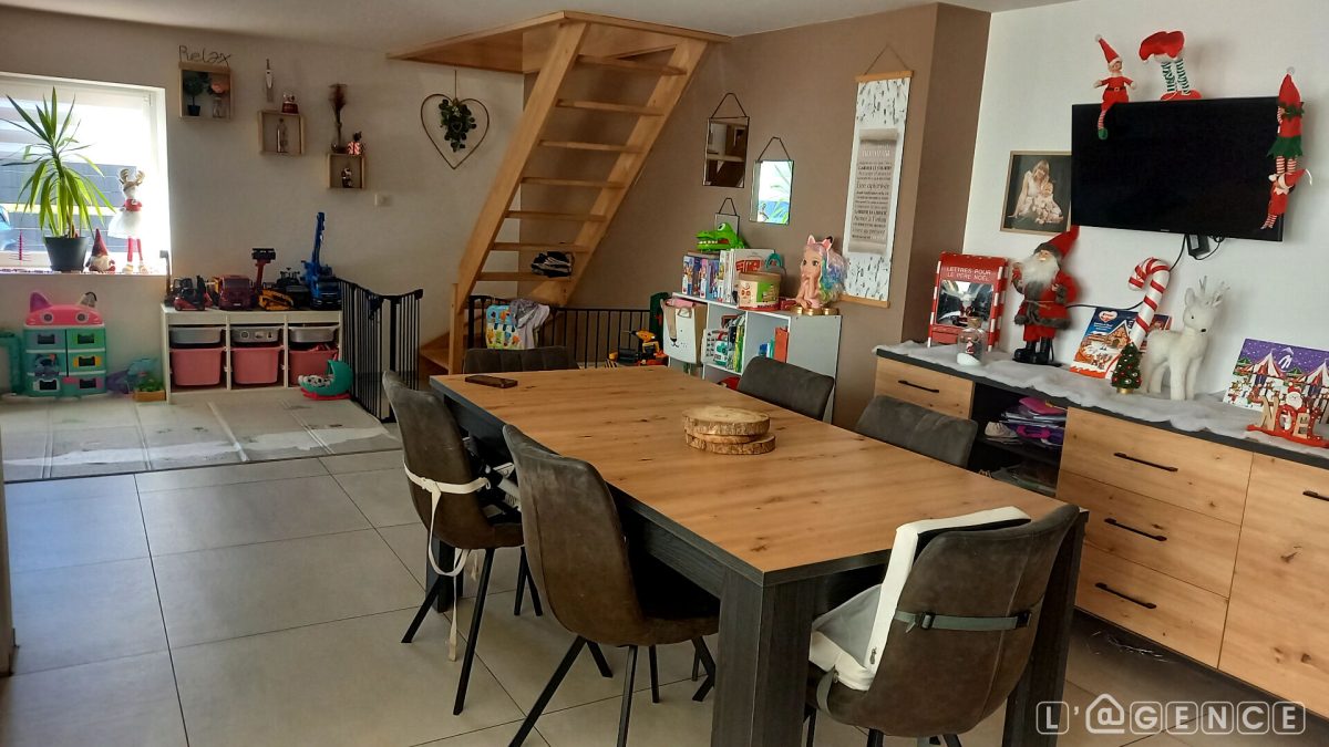 FERME RÉNOVÉE A FRAIZE